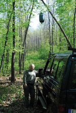 A frissen felszerelt etetőnél